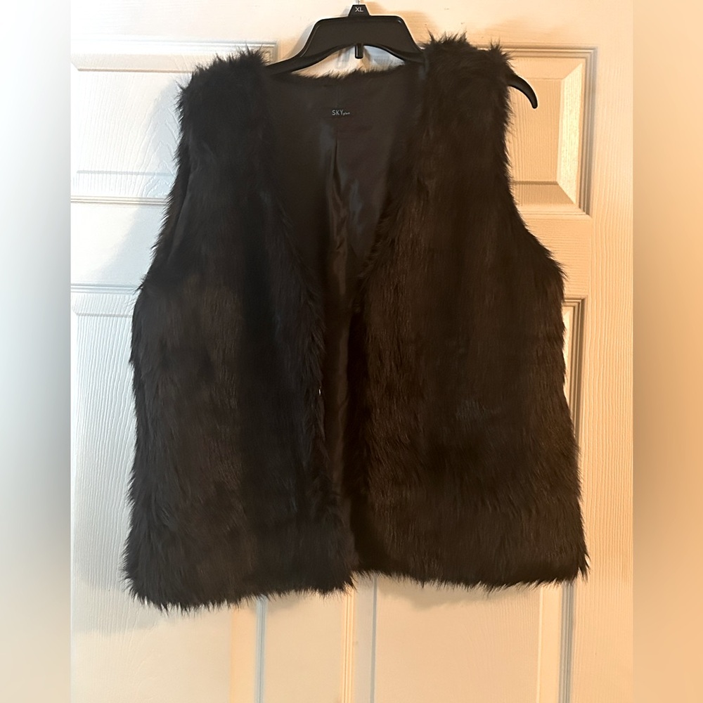 Black faux Fur vest with two hook enclosure